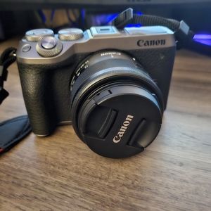 Canon EOS M6 Mark II Mirrorless Digital Compact Camera With Carrying Case